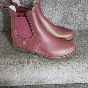 Women's Burgundy Chelsea Rain Boots